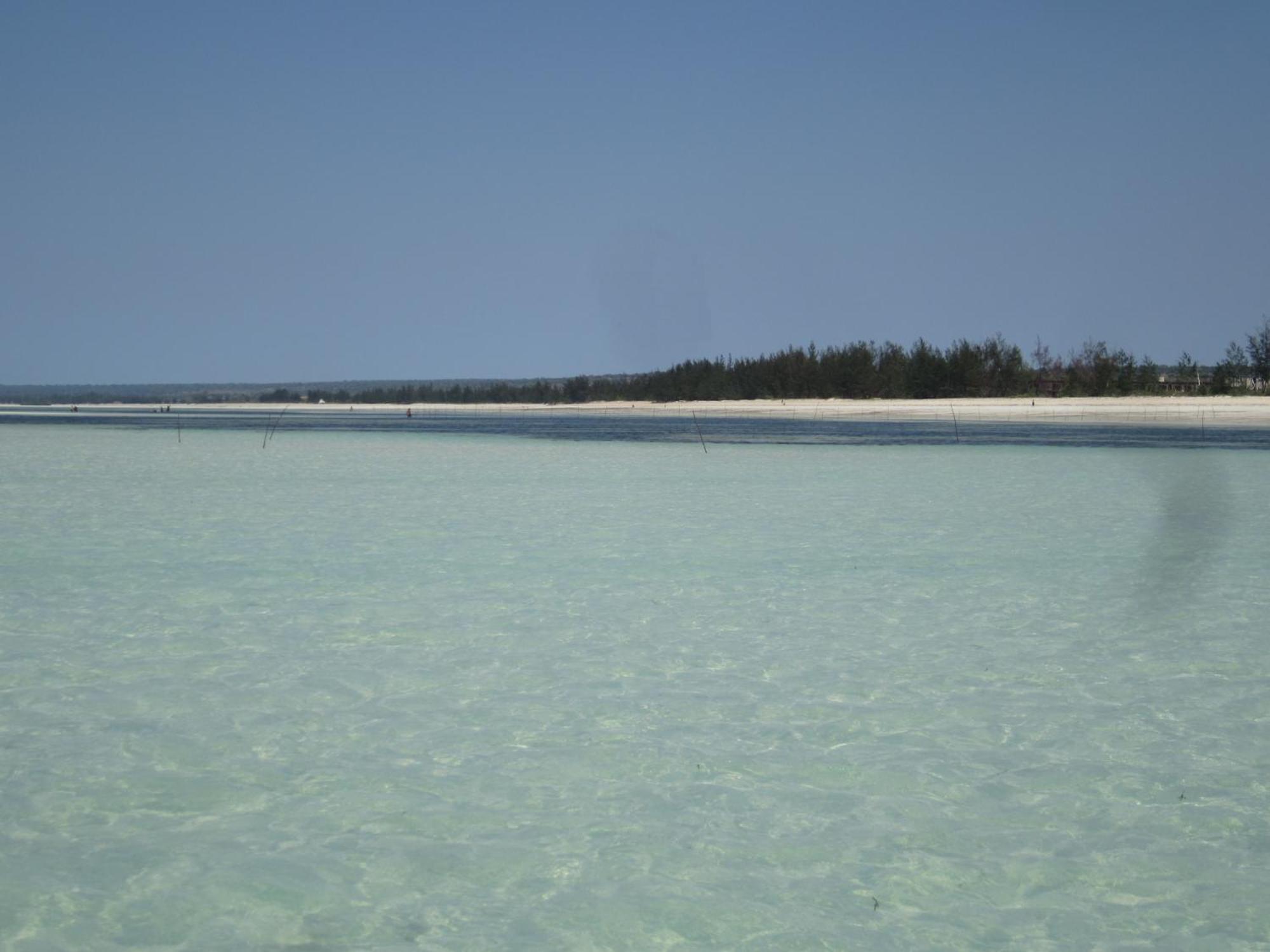 Chuiba Bay Lodge Пемба Екстериор снимка