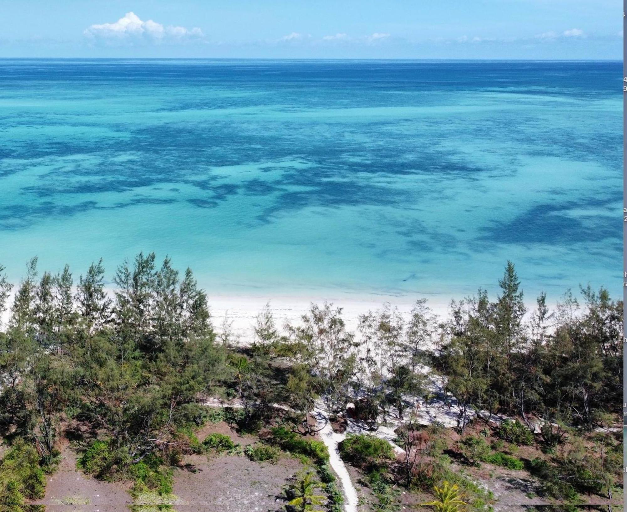 Chuiba Bay Lodge Пемба Екстериор снимка